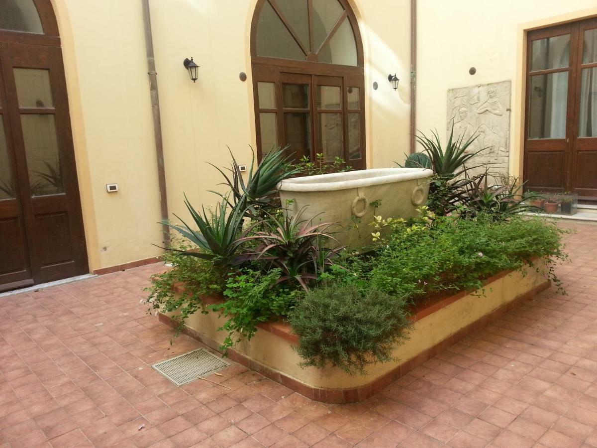 Citta Antica Apartment Cagliari Bagian luar foto
