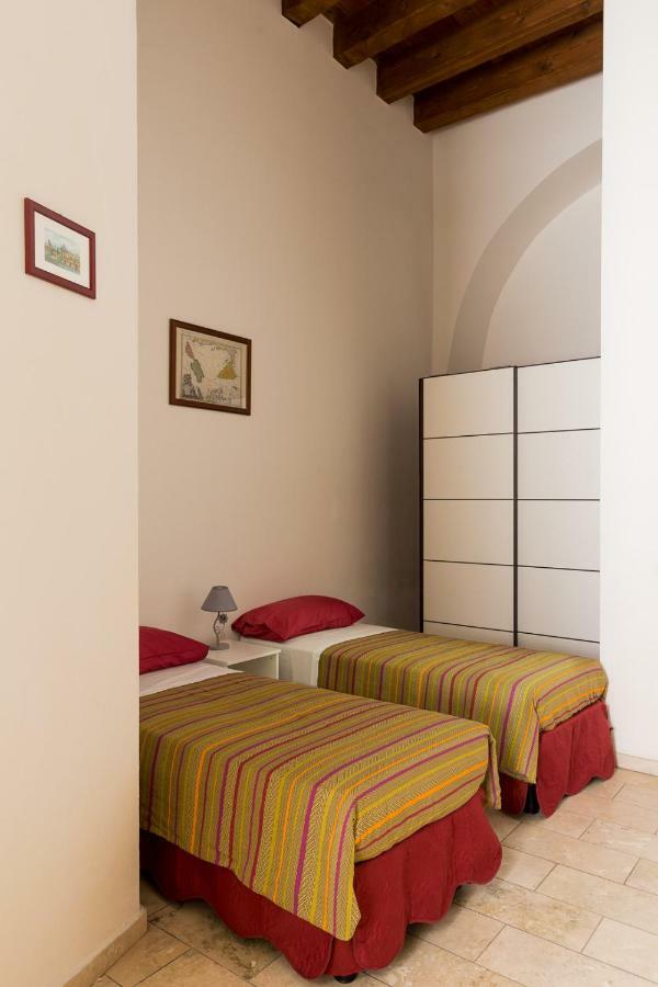 Citta Antica Apartment Cagliari Bagian luar foto